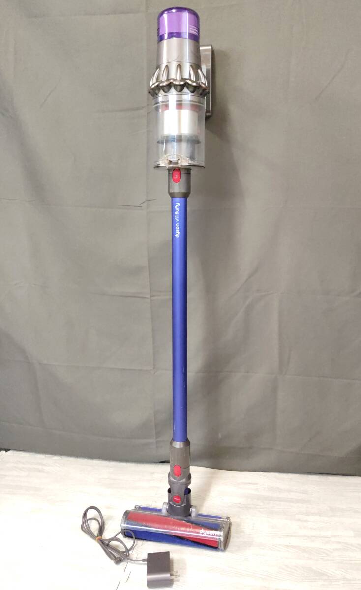 dyson SV14 V11 Fluffy コードレスクリーナー スティック ハンディ可 サイクロン 掃除機 充電器付 ダイソン 中古 動作確認済み (送料無料拍卖
