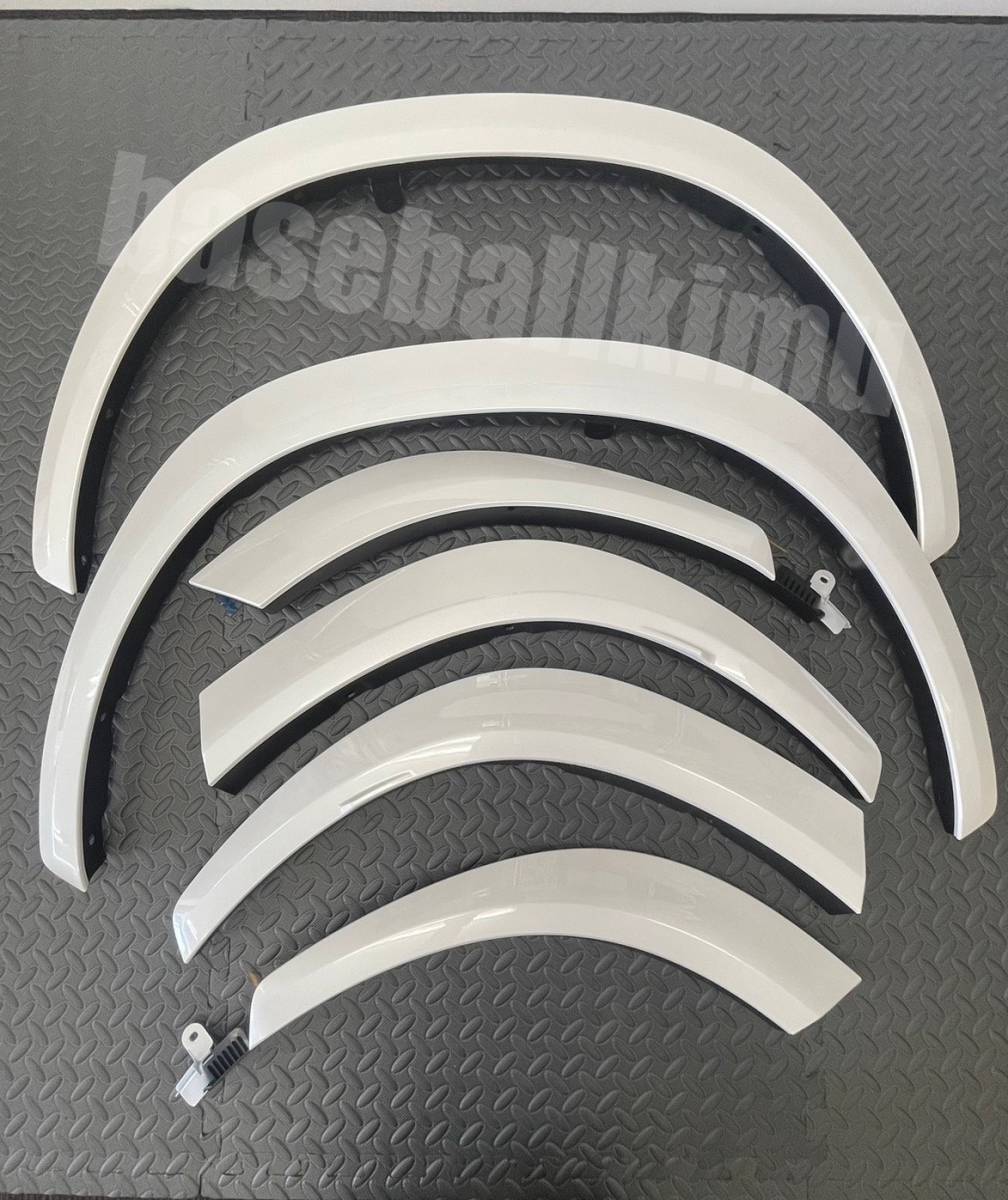 ■新品■送料無料 レクサス純正品 LEXUS NX フェンダーアーチモール ソニッククオーツ 1台分 両面テープ付拍卖