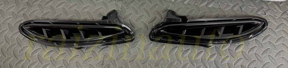 ★即納★未使用 トヨタ 純正品 80 ハリアーハイブリッド PHEV フロント バンパーサイドダクト ホールカバー 左右セット拍卖