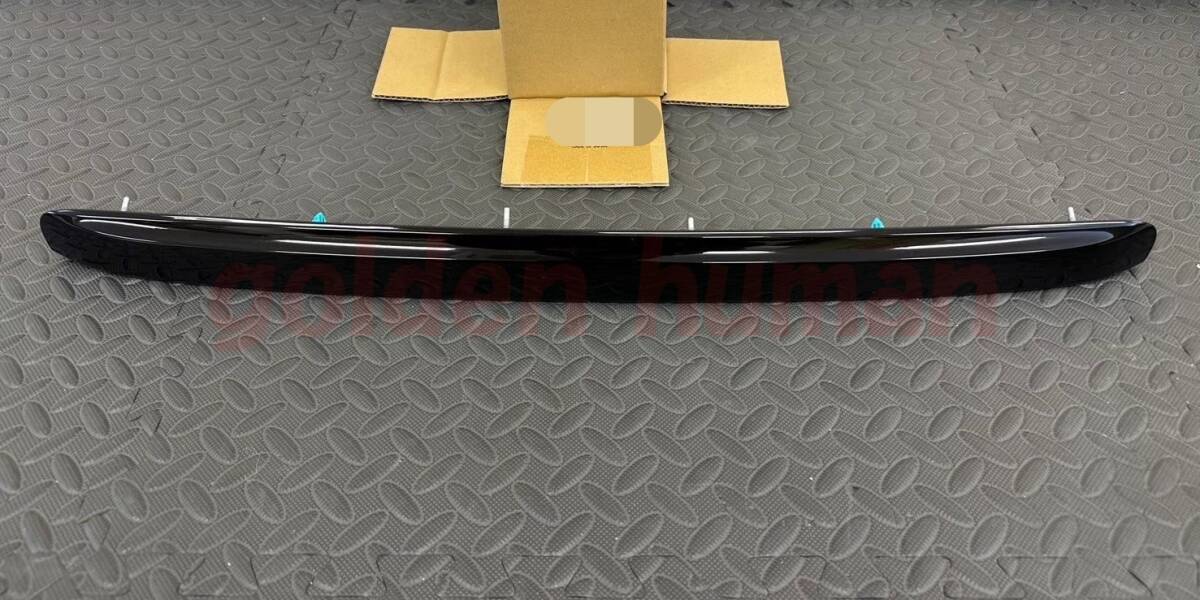 スバル 純正品 新品 WRX STI VAB トランクガーニッシュ 黒 ブラック拍卖