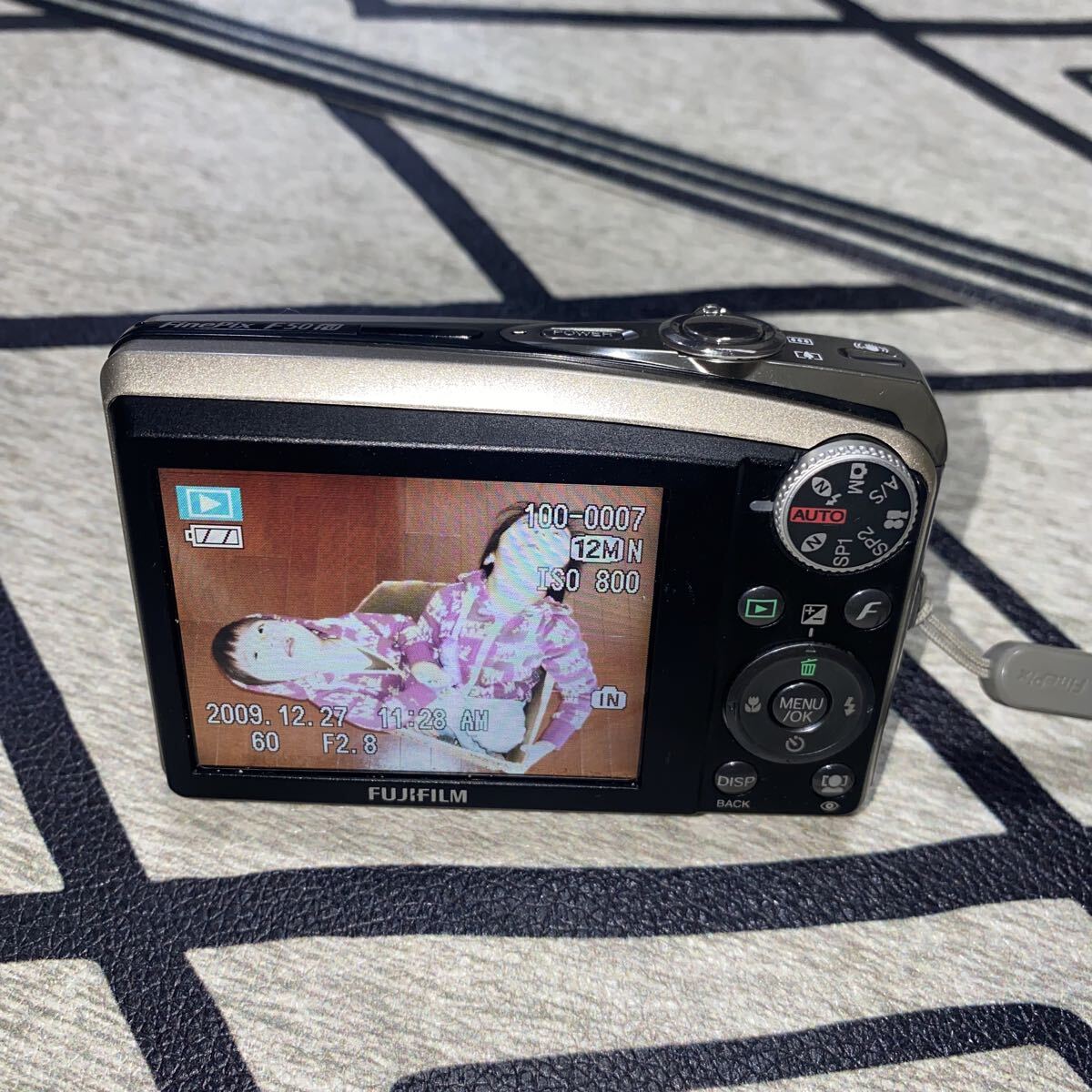 FUJIFILM FinePix F50fd コンパクトデジタルカメラ拍卖