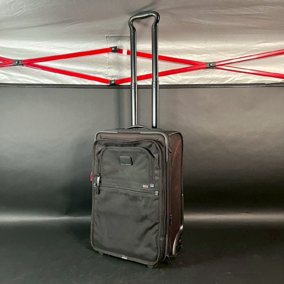 SW0909-9‐3 TUMI トゥミ キャリーケース スーツケース トランク 旅行 ビジネス アウトドア 高さ50㎝ 横幅33㎝ 奥行22㎝ 140サイズ拍卖