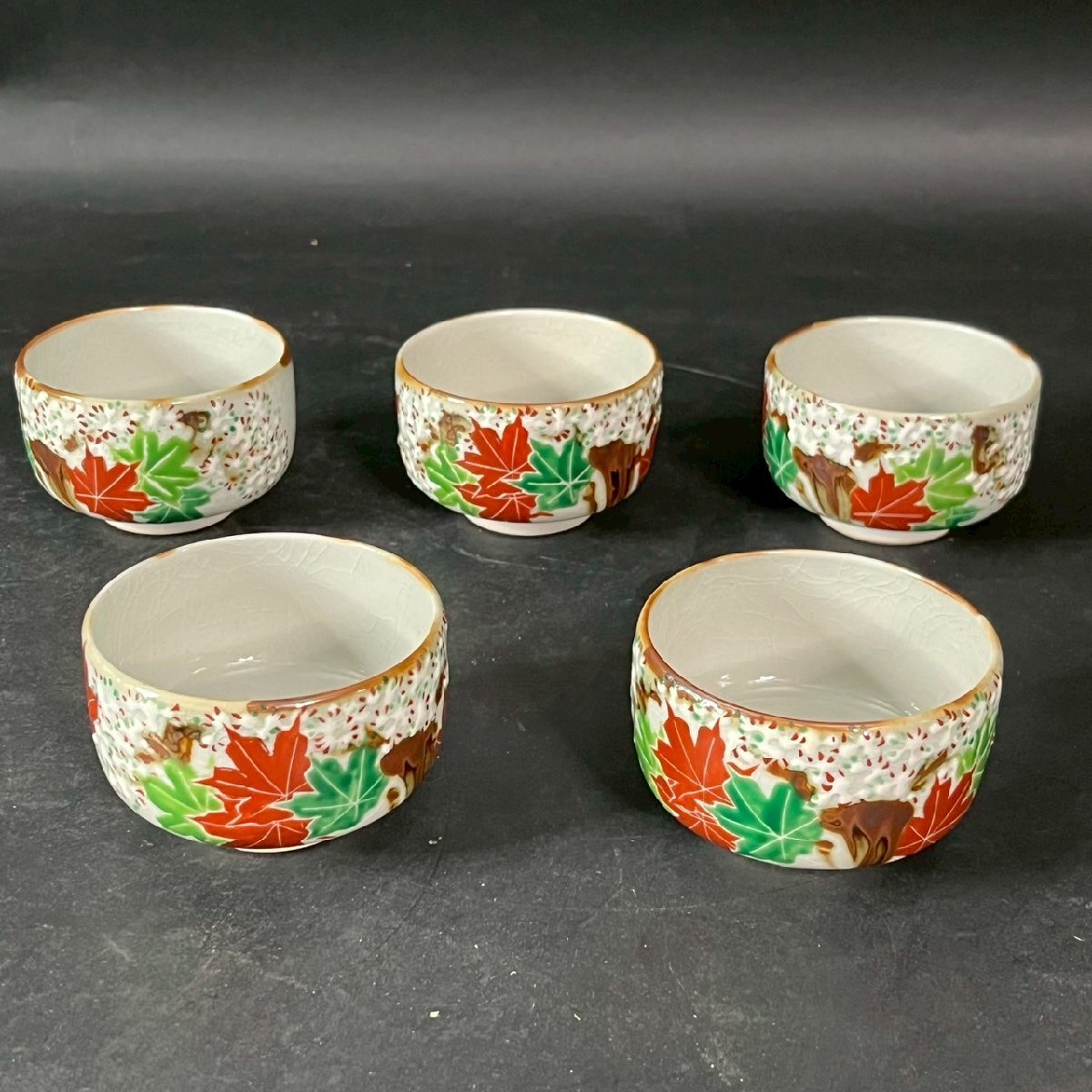 OM0919-7-7‐3 犬山 茶器 茶道具 紅葉 陶器 陶芸 伝統 工芸 骨董品 木箱 湯呑み 高さ5.5㎝ 口径7.9㎝ 急須 高さ9.8㎝ 口径9.5㎝ 100サイズ拍卖