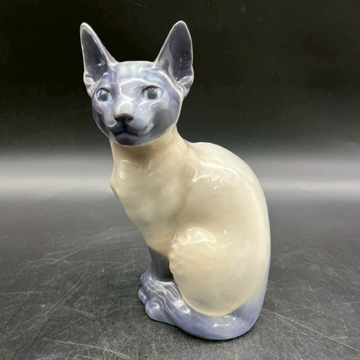 CV1002-4-3 ROYAL Copenhagen ロイヤル コペンハーゲン シャム 猫 フィギュリン 陶器 置物 インテリア 高さ20㎝ 横幅12㎝ 奥行7㎝ 60サイズ拍卖