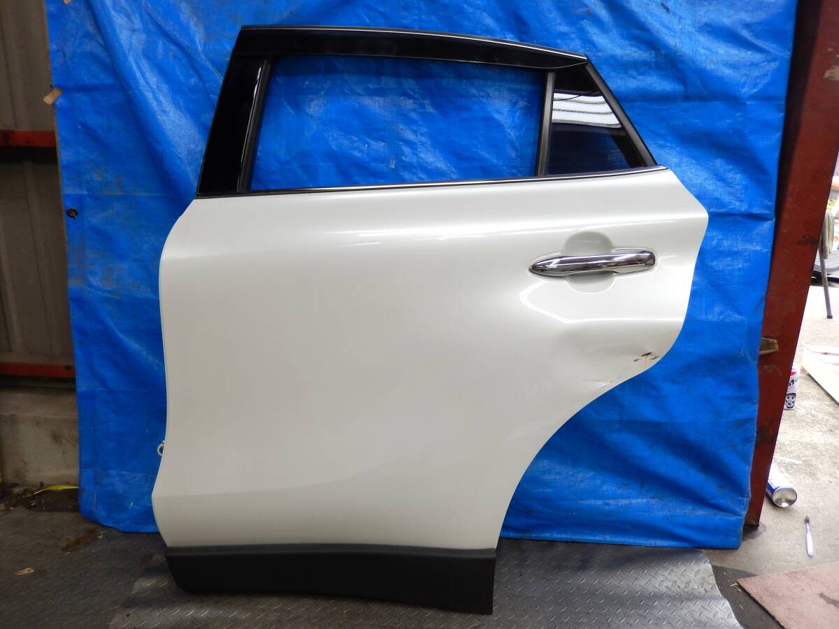 トヨタ 6AA-AXUH80 ハリアー リア左ドア リヤ カラーNO 089 パネルのみ 中古拍卖