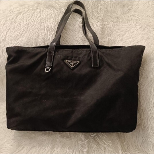 PRADA ハンドバッグ 黒 ブラック 三角ロゴ ナイロン テスート拍卖
