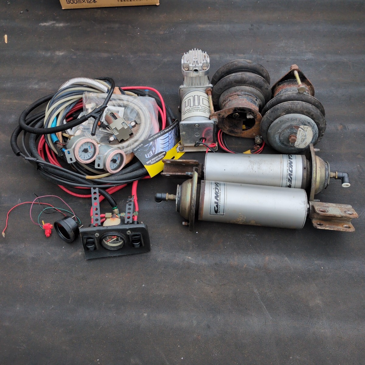 キャノーバー エアサス コンパクト ローライダー CT ワゴンR スズキ アルト 流用 ダイハツ ミラ ムーブ ジャンク 部品取り拍卖