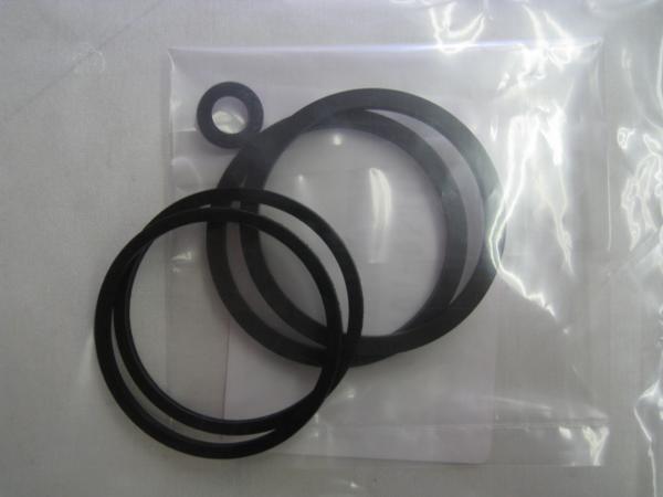 送料無料★新品★GSF1200(GV75A/B/GV77A)★純正リヤキャリパーシール拍卖