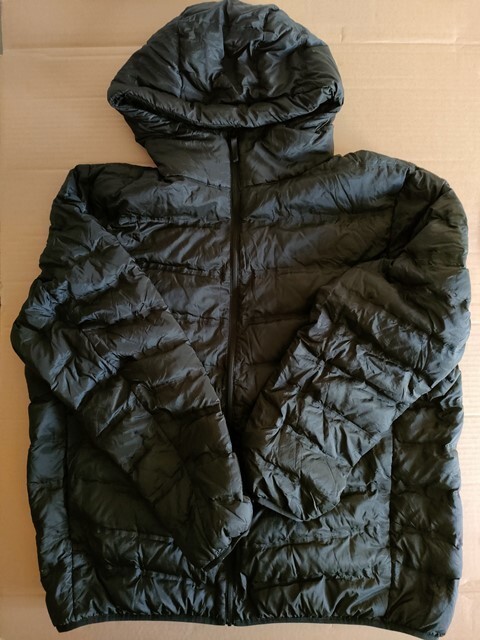古着 大きいサイズ 3XL [ユニクロ ウルトラライトダウンシームレスパーカ 409325 黒拍卖
