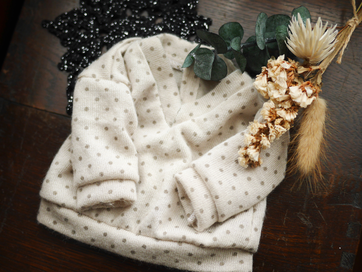 MDD対応/ドロップショルダーのVネックニット(ベージュ)拍卖