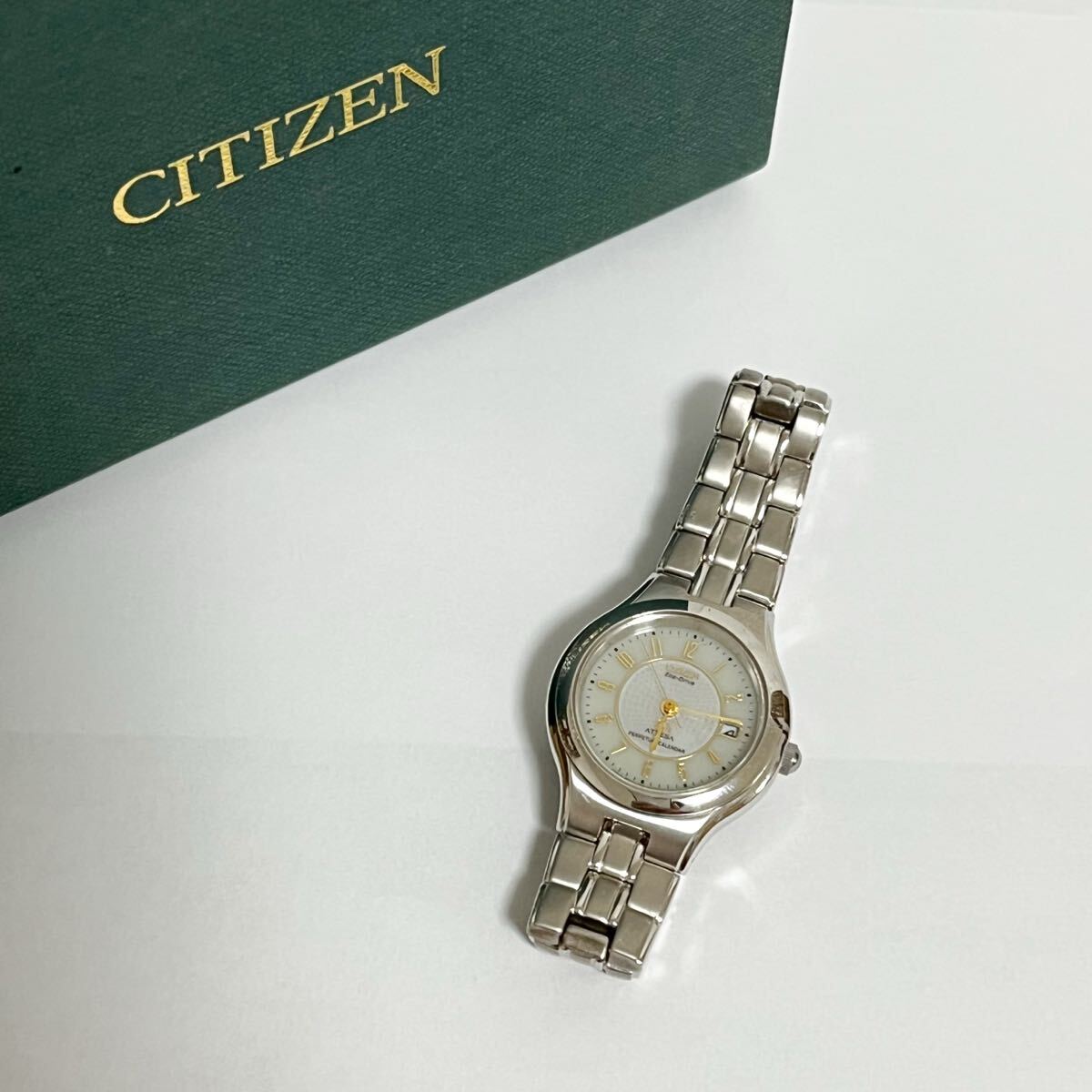 和851★ 箱付き CITIZEN Eco-Drive B110-K17713 370702 シチズン エコドライブ 腕時計 ウォッチ 3針 日付 メタルバンド レディース ATTESA拍卖
