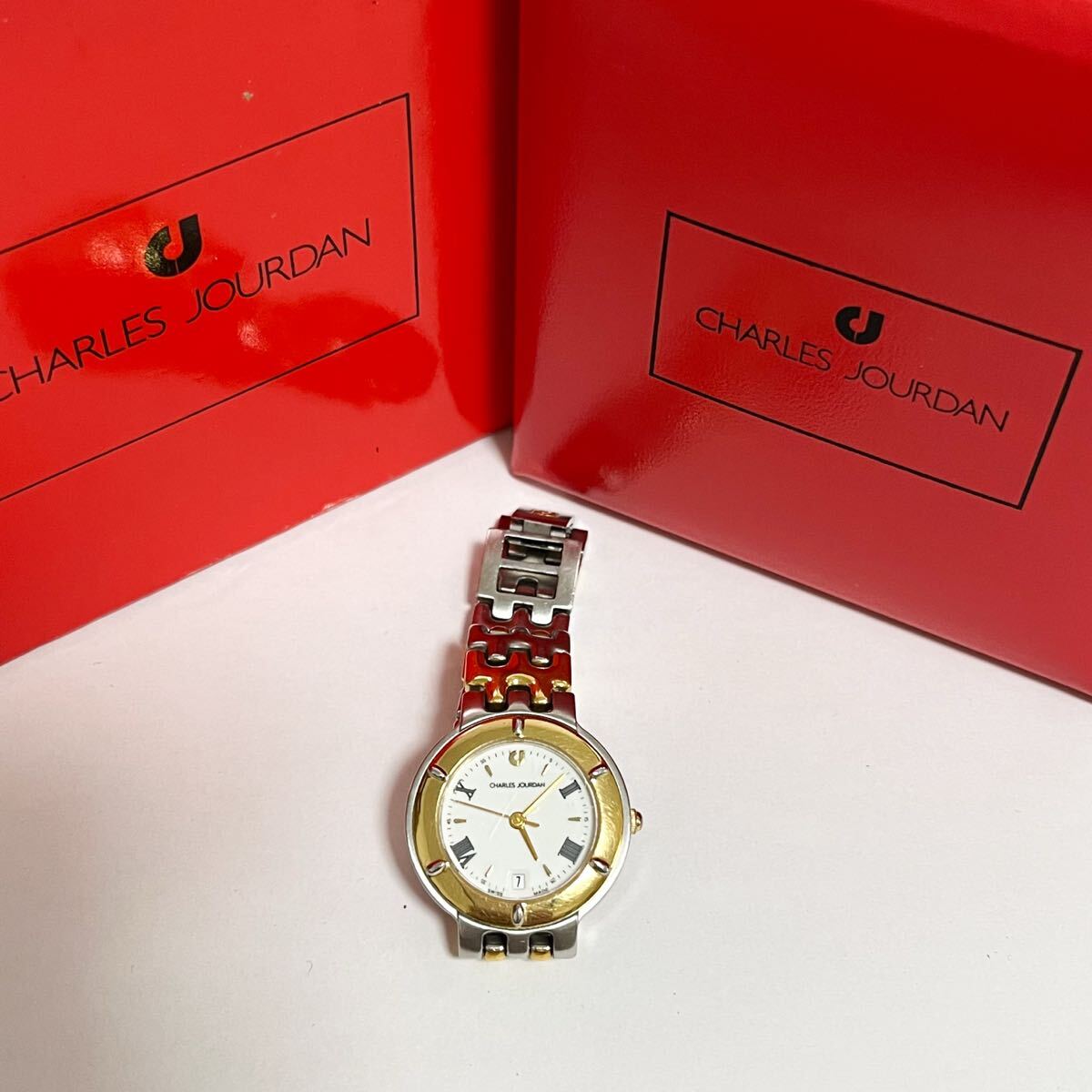 和851★ 箱付き CHARLES JOURDAN シャルルジョルダン クォーツ 腕時計 ウォッチ 3針 日付 2970580 ホワイト メタルバンド レディース拍卖