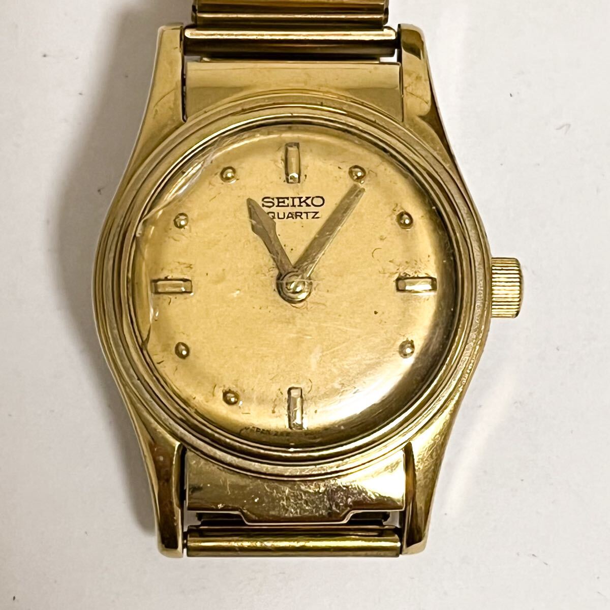 和851A★ SEIKO セイコー クォーツ 腕時計 ウォッチ 2針 2A27-0011 ゴールド 伸縮メタルバンド レディース拍卖