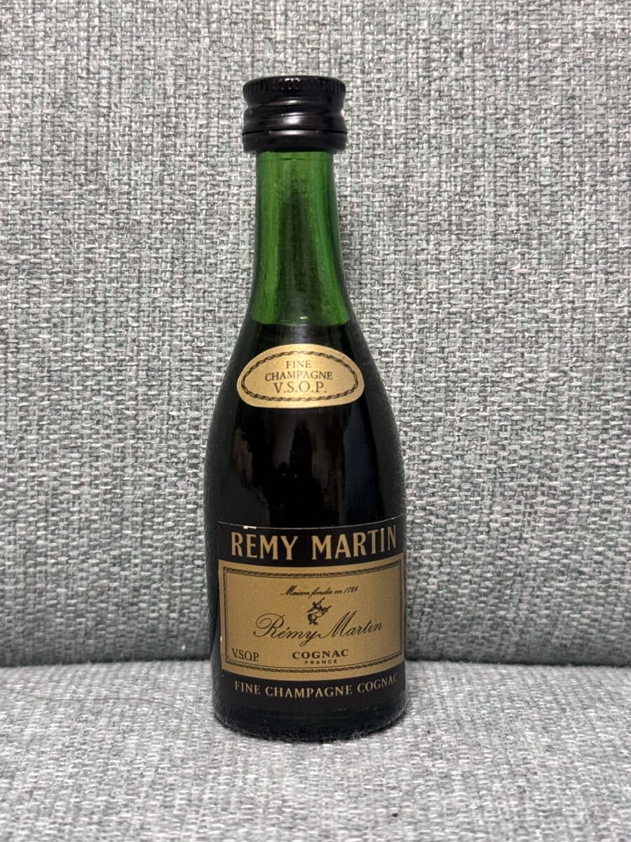 液面低下 レミーマルタン VSOP フィーヌ シャンパーニュ コニャック REMY MARTIN FINE CHAMPAGNE COGNAC 古酒ミニボトル ミニチュアボトル拍卖