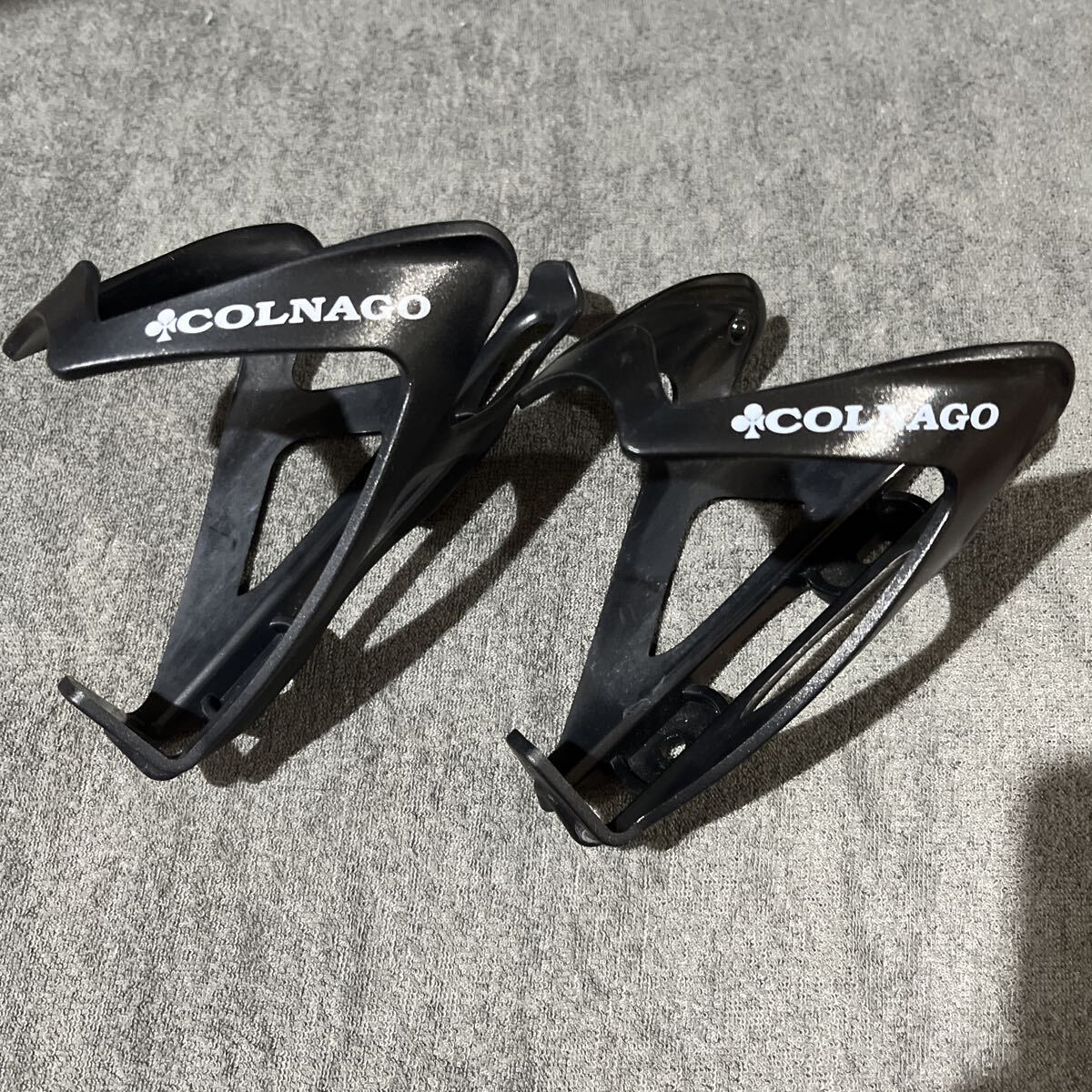 COLNAGO コルナゴ ボトルゲージ 形がカッコイイ!ブラック 黒 2個セット拍卖