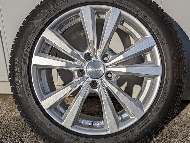 4本セットホイールのみ(装着のタイヤはホイール配送用の保護の緩衝材扱い)17インチ7.5J PCD112 215/55R17【中古・美品】VWパサートB8 拍卖