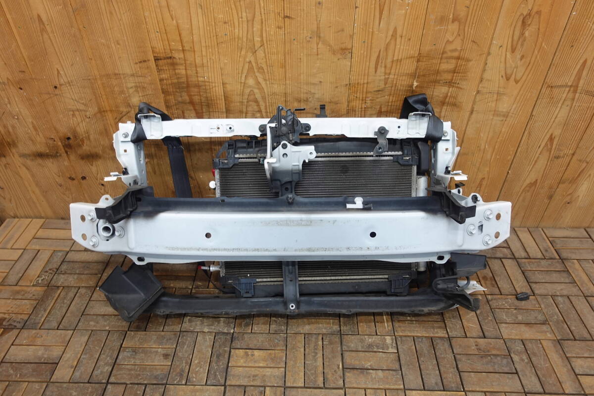 カローラ・アクシオ NRE161 コアサポート【ラジエター、コンデンサー、電動ファン付】事故車等のおこしにいかがですか?拍卖