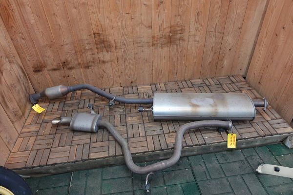 アルファード HV エグゼクティブラウンジ AYH30W センターマフラー2個セット 52,000km拍卖