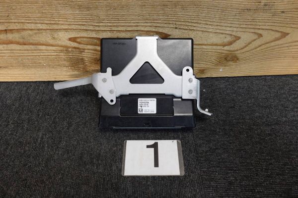 アルファード HV エグゼクティブラウンジ AYH30W コンピューターNO1 HYBRID VEHIC CONTOROL【89981-58140】拍卖