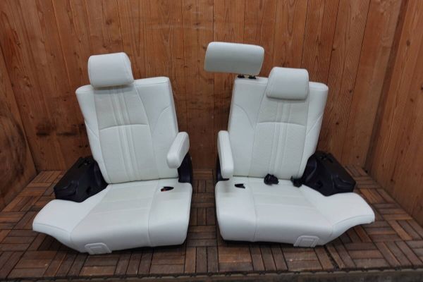 アルファード HV エグゼクティブラウンジAYH30W 3列目シート左右 64,000km拍卖