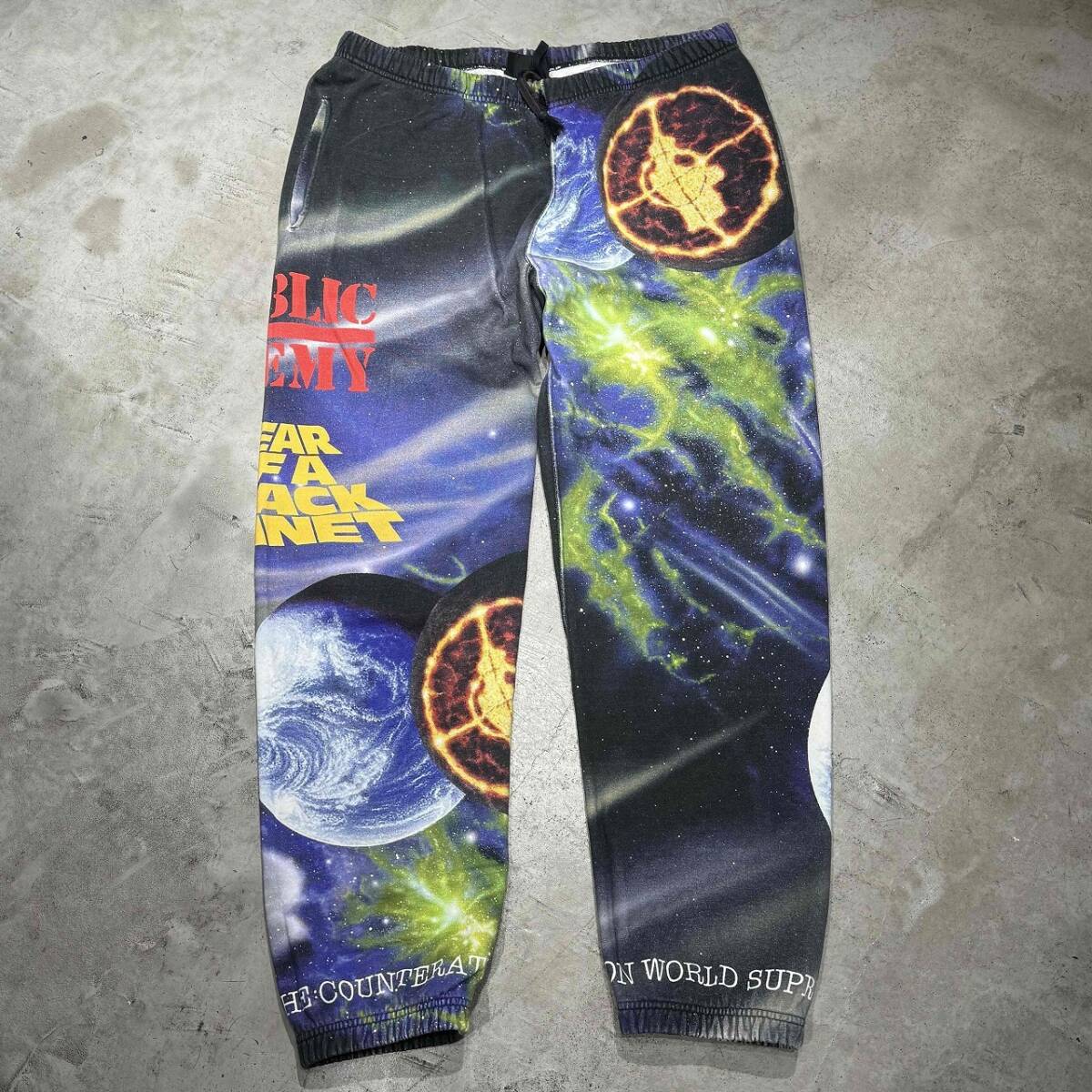 Supreme × UNDERCOVER 18ss Public Enemy Sweatpant Lサイズ シュプリーム アンダーカバー パブリックエネミーススウェット拍卖