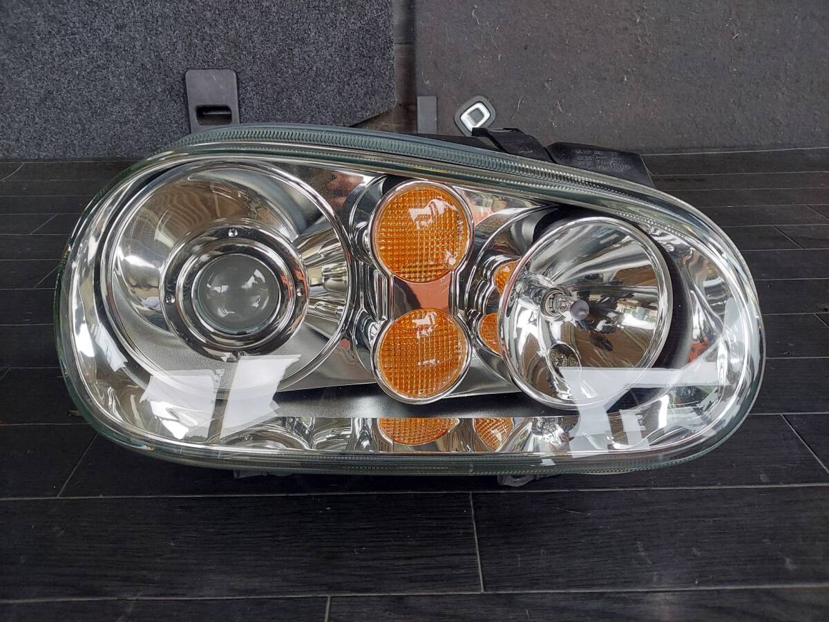 WV ゴルフ4 GH-1JAZJ 2003年 純正 右 RH HID ヘッドライト ヘッドランプ 0-301-161-674 1-J2-941-016-F 検索/1J拍卖