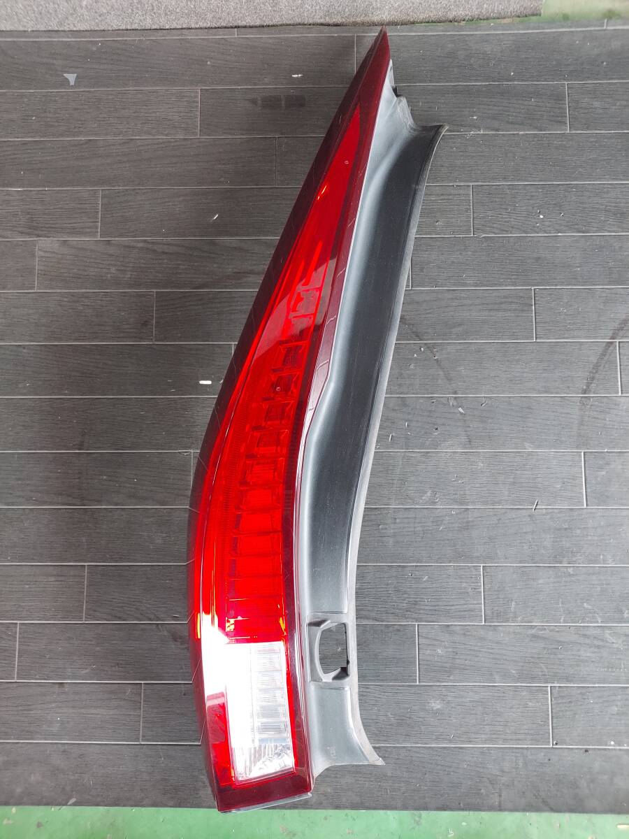 即決 キャデラック CTS スポーツワゴン ABA-X322C 2012y 純正 左 LH LED テールライト テールランプ 20880101 拍卖