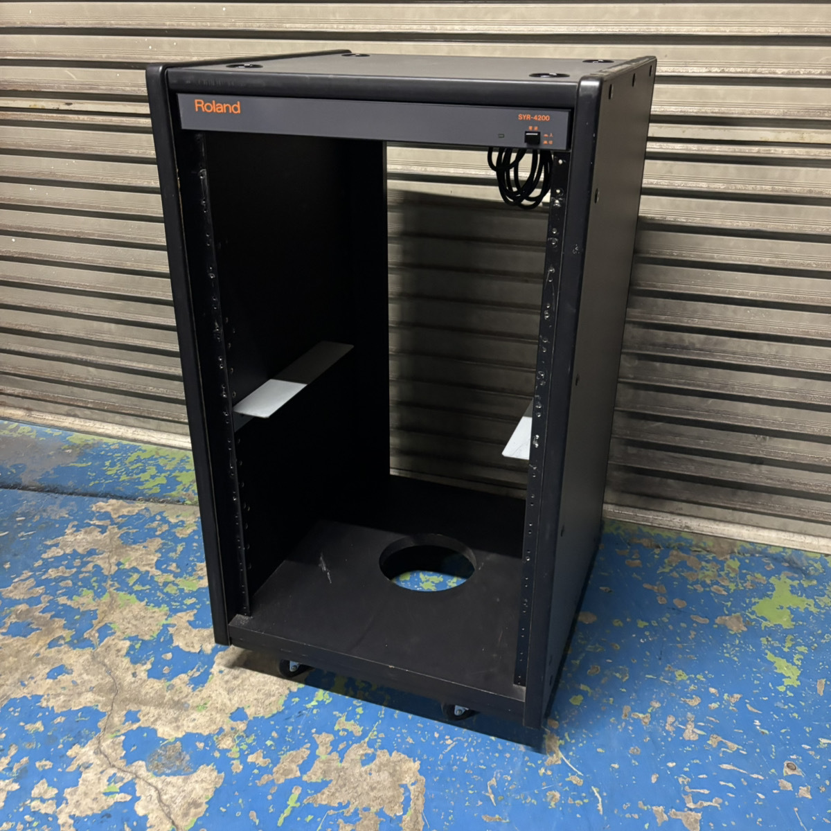 札幌発 Roland SYR-4200 システムラック オーディオラック 電源付 25J 北1拍卖