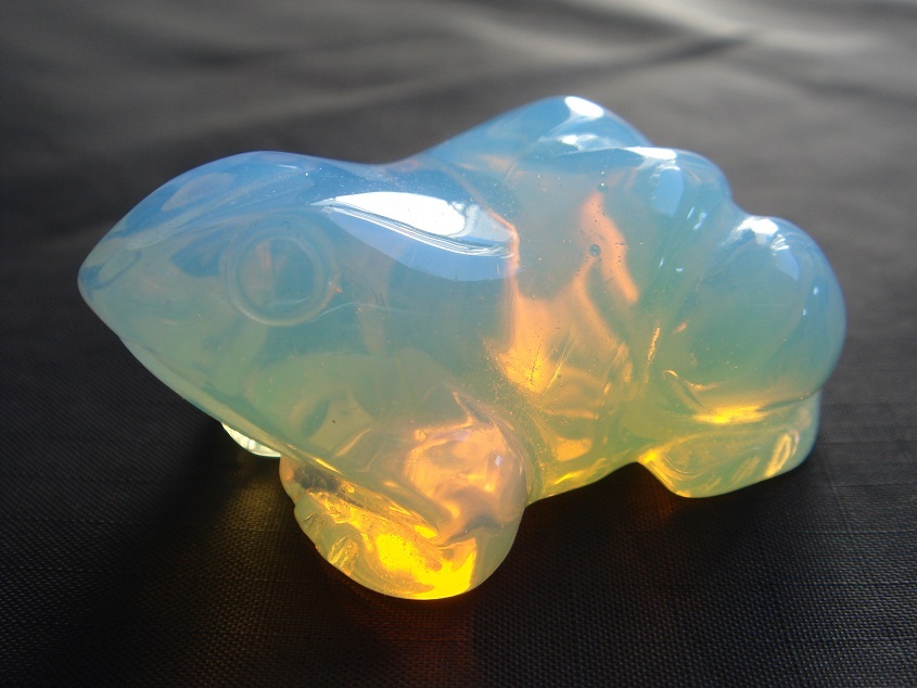 ★風水置物,お守り,開運,縁起物,オパライトの蛙カエル置物M1拍卖