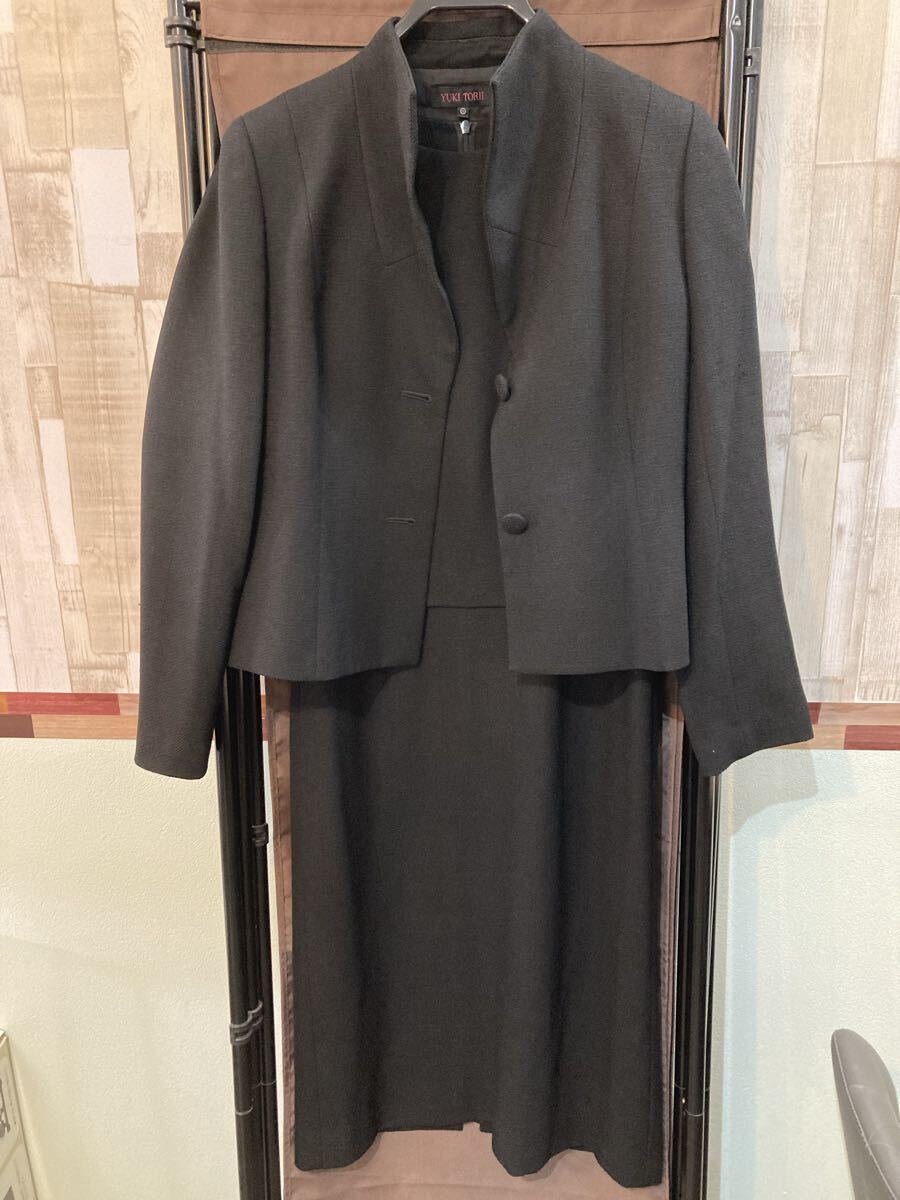 トリイユキ  YUKI TORII ブラックフォーマル 喪服 ジャケット セットアップ 冠婚葬祭 東京イギン 黒 ワンピース拍卖