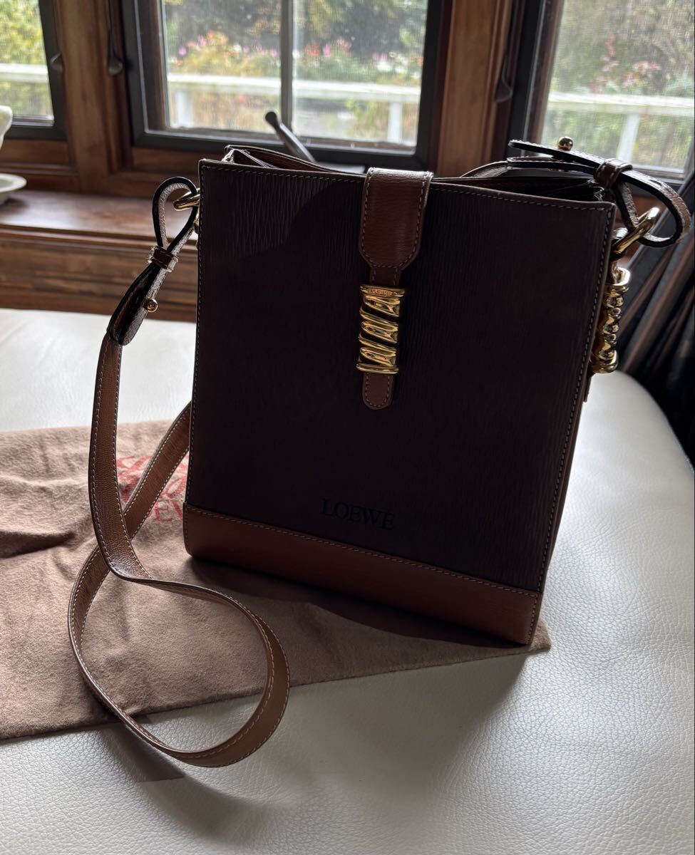 【 LOEWE ロエベ】 ベラスケス ショルダーバッグ 茶系バイカラー拍卖