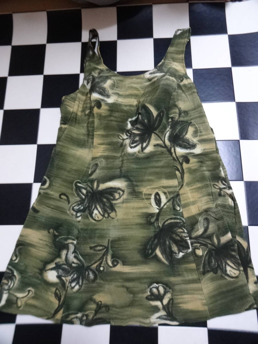 ワコール 女性水着ワンピース サイズ17LL D7542 カーキ花柄 スカート水着 全体にネット シェイプ水着拍卖