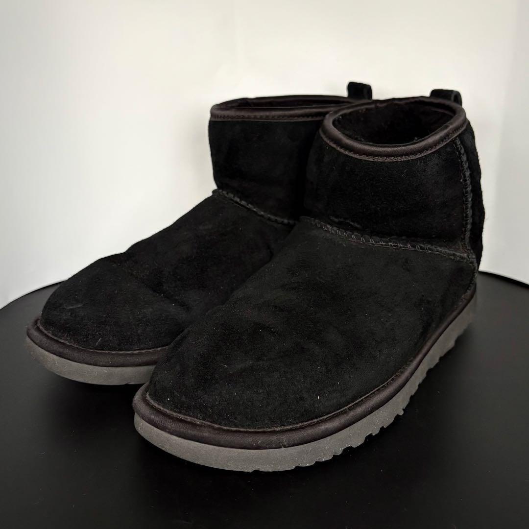 UGG アグ スワロフスキー コラボ ムートンブーツ ショート リボン クラッシック ミニ 22cm USA5 UK3.5 黒 ブラック拍卖