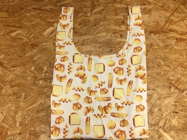 トースト クロワッサン パン ブレッド 総柄 トートバッグ エコバッグ マルシェバッグ 鞄 ベージュ拍卖