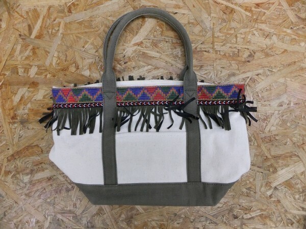 Free's Mart フリーズ マート レディース エスニック 民族 フリンジ付き ハンドバッグ トートバッグ カーキ拍卖