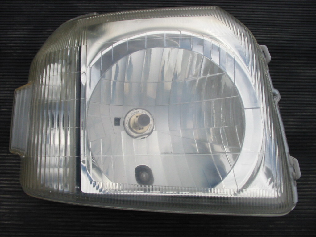 ジャンク アクティトラック 右ヘッドライト KOITO 100-22630 コイト HH5 HM1 バモス H21 光量不足 黄ばみ 小傷あり ホンダ ヘッドランプ拍卖
