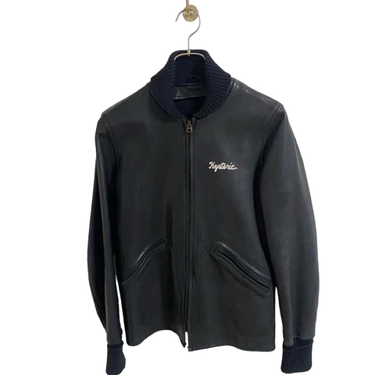 【HYSTERIC GLAMOUR ヒステリックグラマー 阪急メンズ館 限定 リブ切替 ゴートレザー ジャケット スタジャン メンズS ブラック 山羊革】拍卖