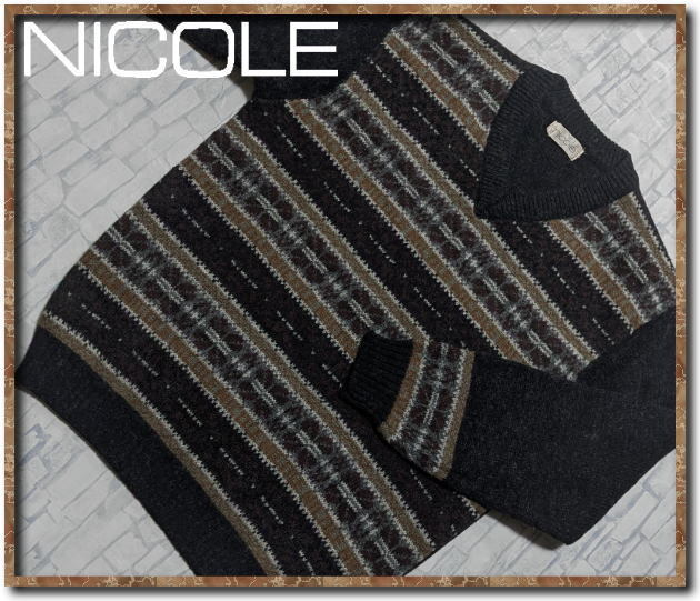 ☆NICOLE ニコル Vネックジャガードニット チャコール☆拍卖
