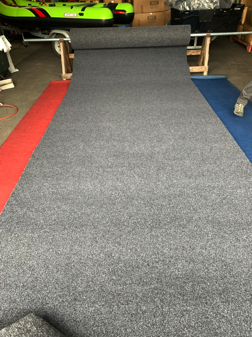 旧車の内装の貼替え、!送料込!ワイド幅 2m x 4m/BEE軽量マリンカーペット/裏地ラバー無し、貼りやすい!拍卖