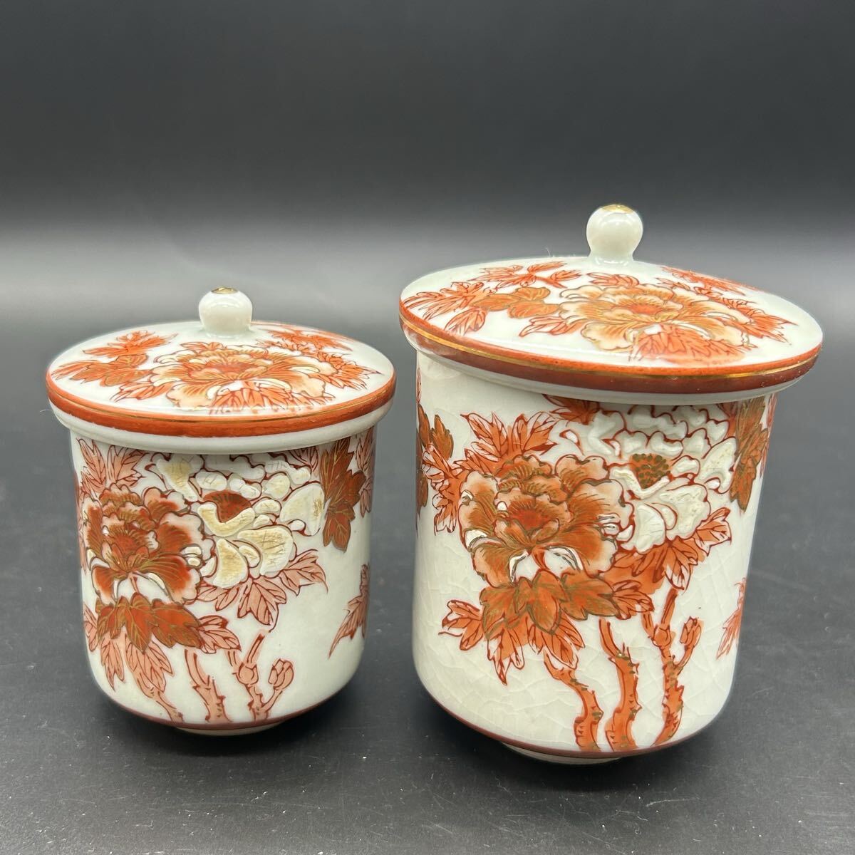 九谷焼 夫婦湯呑 湯呑 湯呑み 牡丹文 蓋付 茶器 陶器 フ1-16拍卖