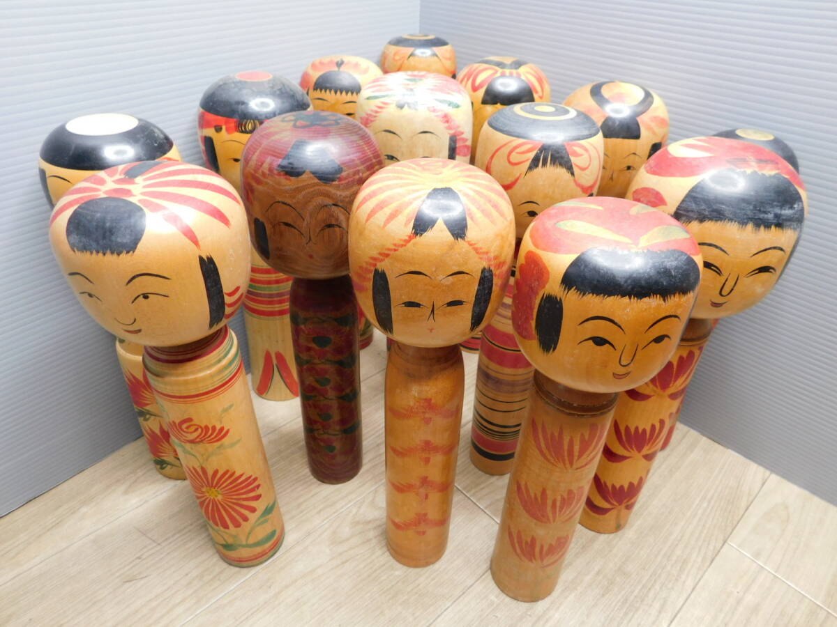 【伝統こけし同サイズ14体まとめ】巳三郎 銀山護 大宮正男 安兵衛 秀峰 忠七 長尾 松鶴 高瀬時男 菊宏 左京 佐藤忠/M387拍卖