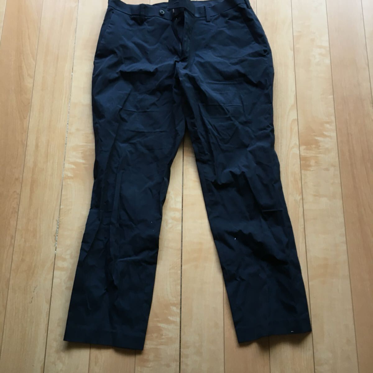 ユニクロ 感動パンツ 241-1-91 メンズ ウエスト82cm ネイビー拍卖