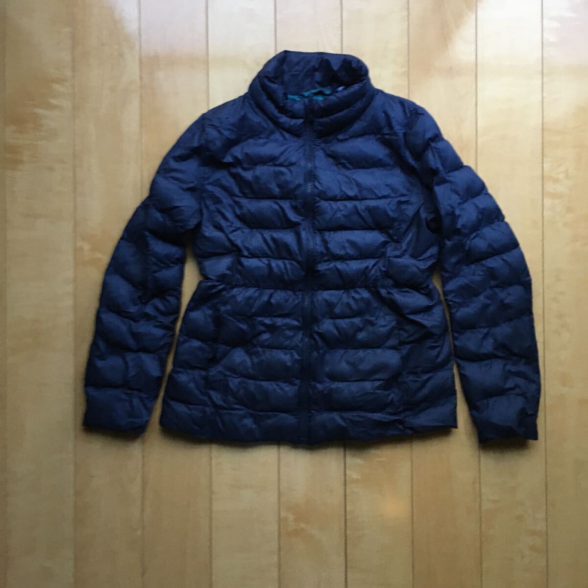 ユニクロ ライトウォームパデットジャケット 定価2990円+税 504-1-402 ネイビー 140cm拍卖