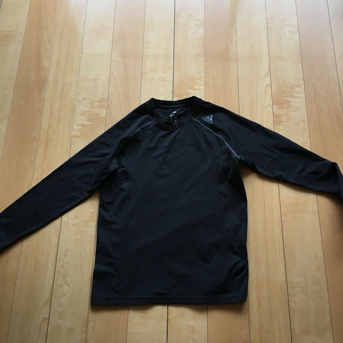 アディダス コンプレッションシャツ 240-1-9 ブラック 150cm 野球 サッカー拍卖