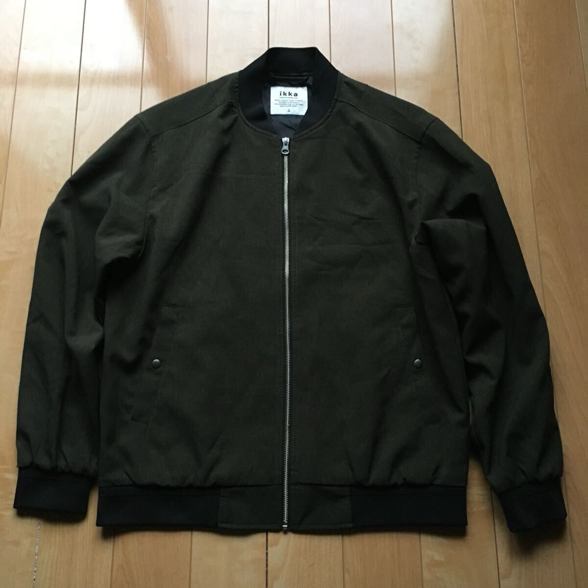 美品 イッカ MA-1ブルゾン 195-1-13 メンズ M拍卖
