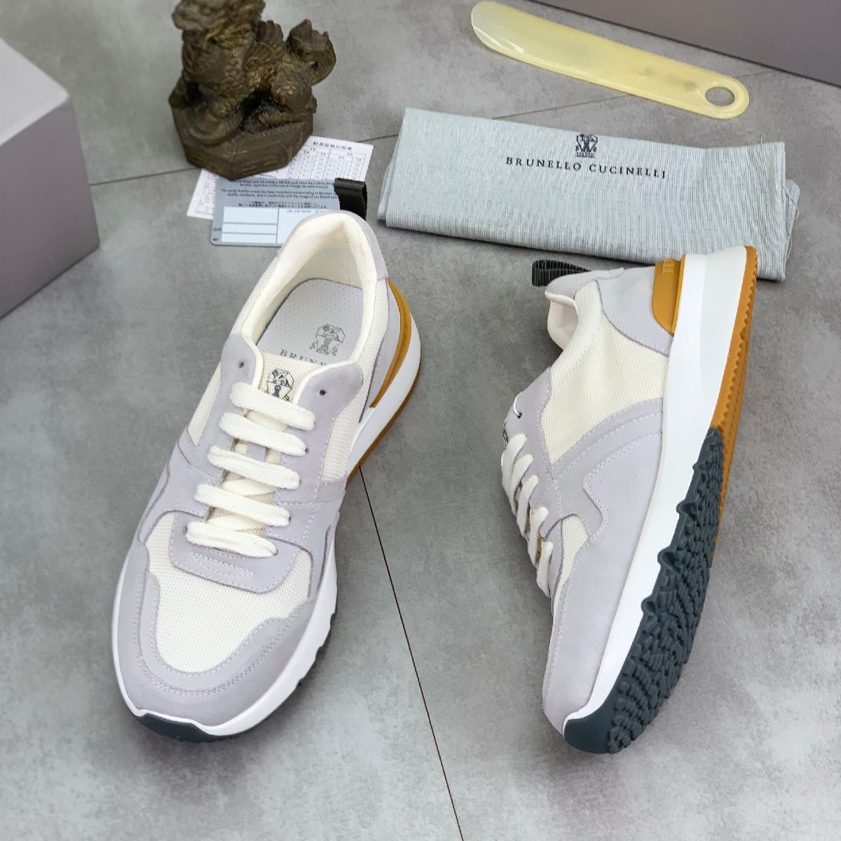 グレー/ホワイト26.0cm ★送料無料★ブルネロクチネリ★メンズ スニーカー, スエード/メッシュ, ラバーソール拍卖