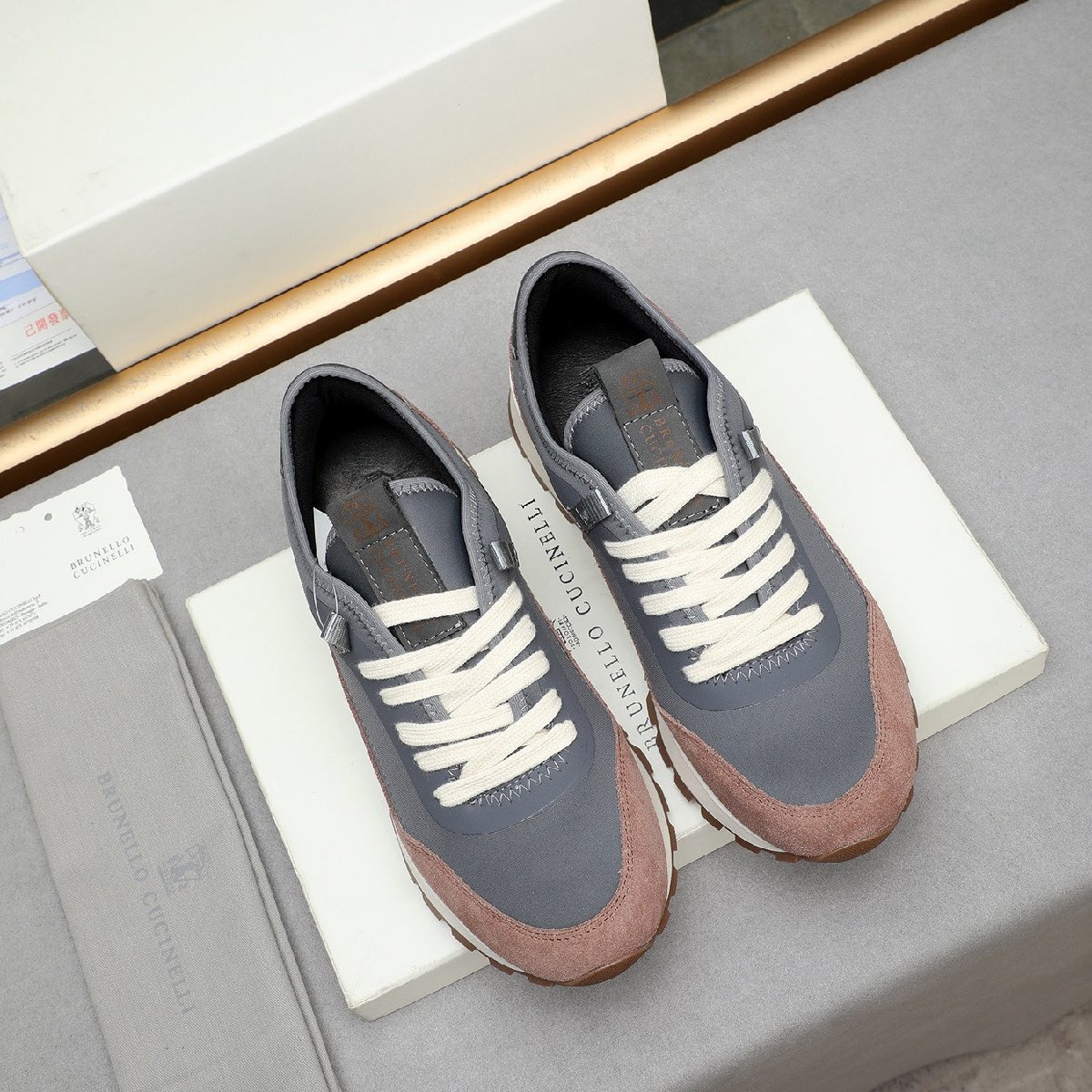 グレー25.0cm ★送料無料★ブルネロクチネリ★メンズ ラグジュアリー スポーツ スニーカー, レザー, 防水素材, TPUソール, カジュアル拍卖