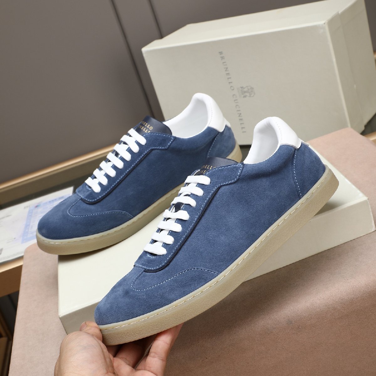 グレーブルー27.0cm★送料無料★ブルネロクチネリ★メンズ レザースニーカー, プレミアムカーフレザー, ゴム製ソール, カジュアルスタイル拍卖