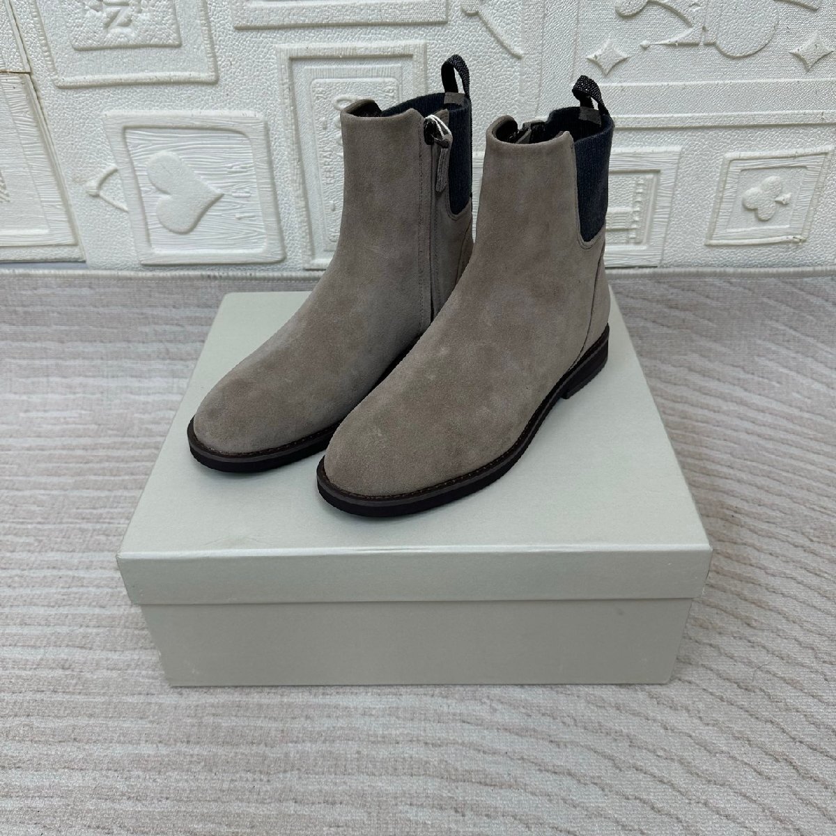 グレー24.0cm★送料無料★ブルネロクチネリレディース サイドゴア ショートブーツ、牛革/スエード、3cmヒール、秋冬コレクション20拍卖