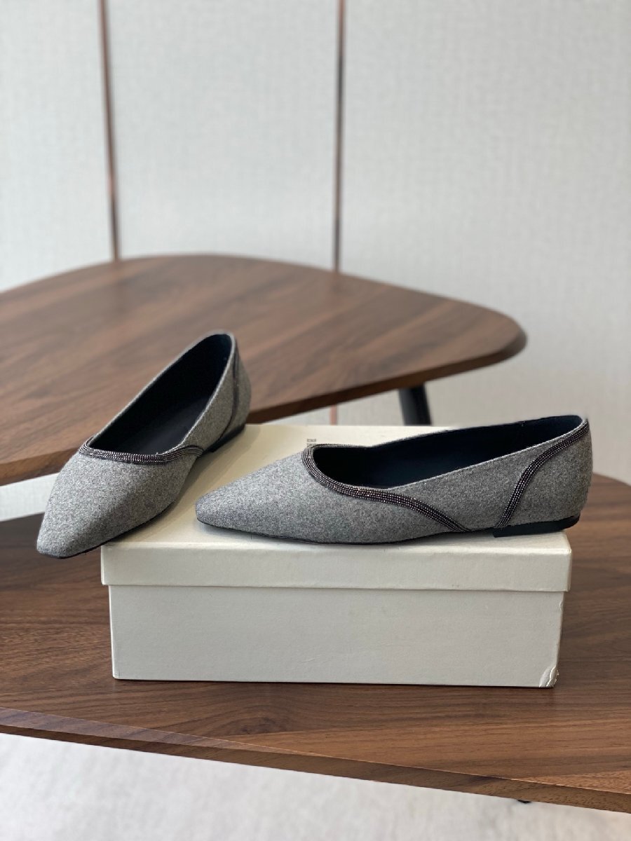 グレー24.0cm★送料無料【新品】★ブルネロクチネリ★レディース フラットシューズ, グフェルト素材, ビジュートリム付き, ポインテッド拍卖